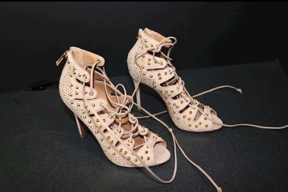 Schutz Arieli Beige Studded Lace Up Stiletto Pumps Leather Size 6 B